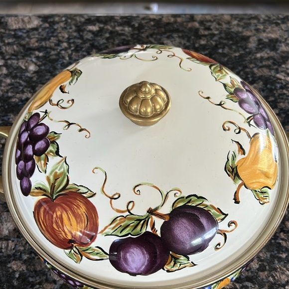 TABLETOPS UNLIMITED VINTAGE  GAS ELECTRIC INDUCTION CASSEROLE DISH FRUIT MOTIF